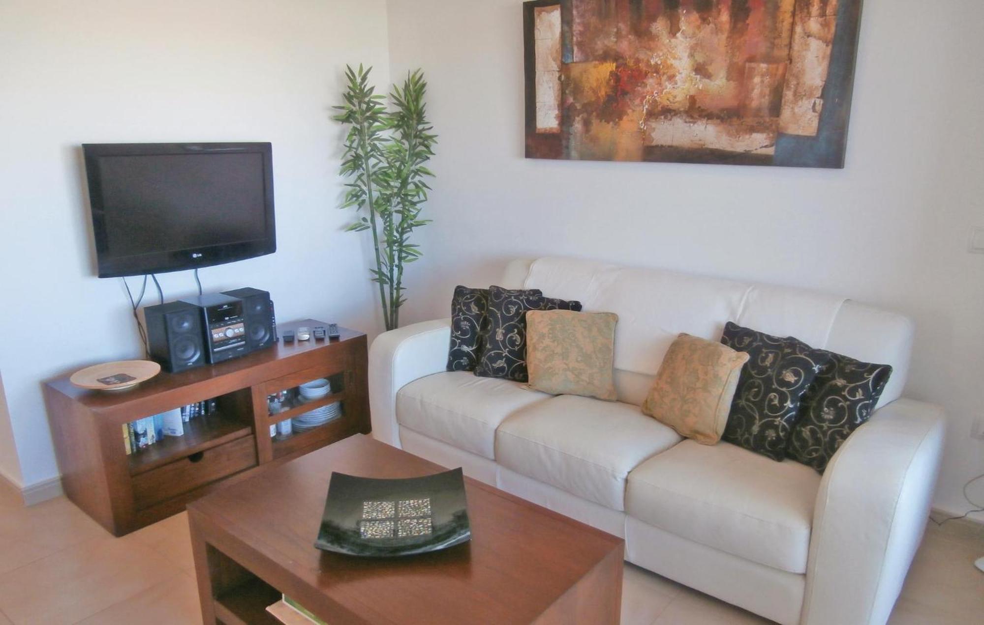 2 Bedroom Beautiful Apartment In Sucina Buitenkant foto
