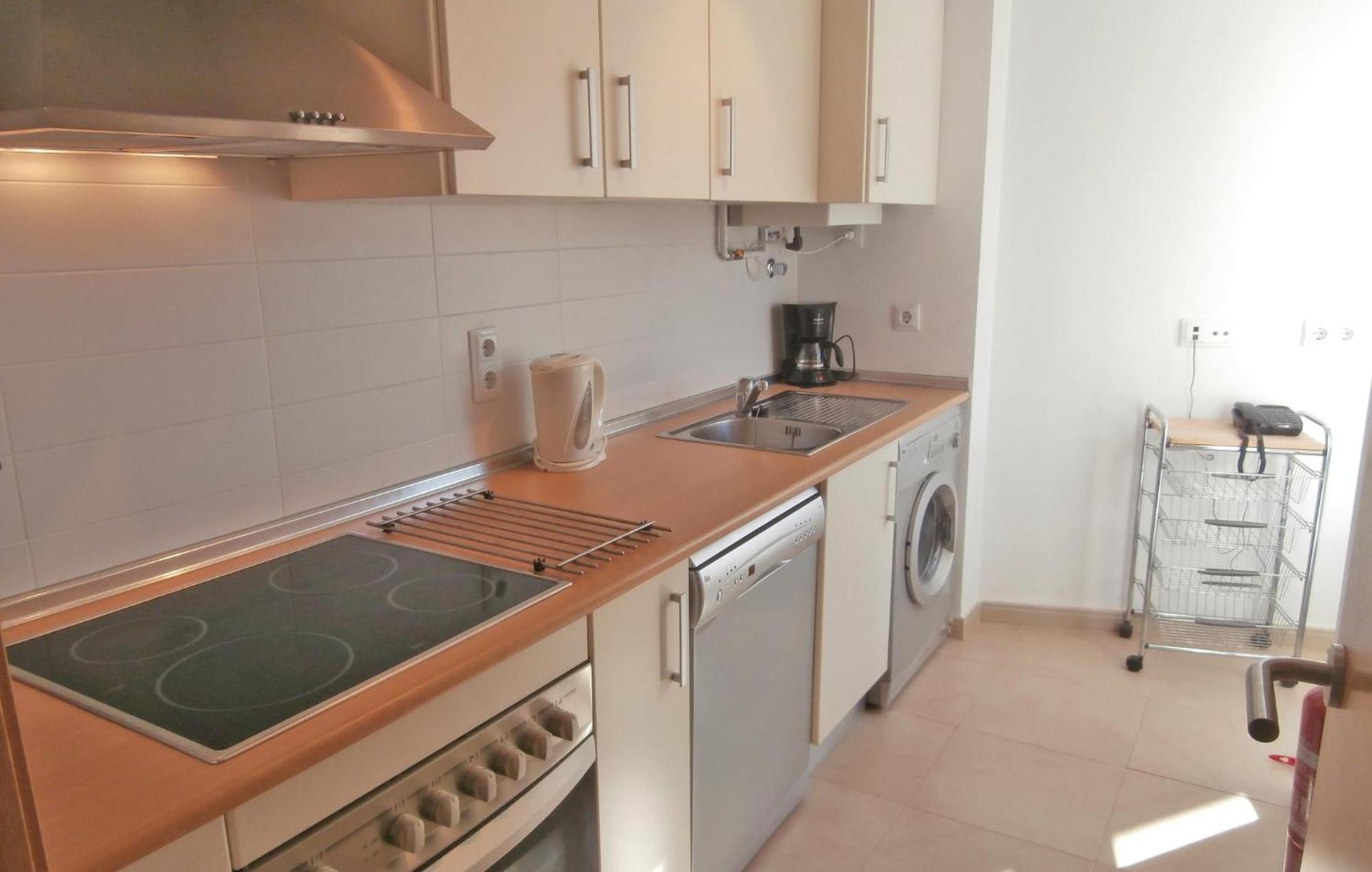 2 Bedroom Beautiful Apartment In Sucina Buitenkant foto