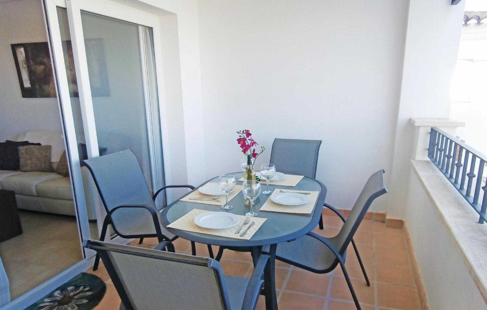 2 Bedroom Beautiful Apartment In Sucina Buitenkant foto